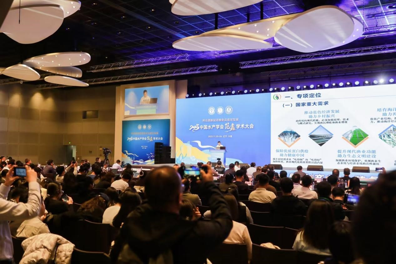 2025.11.10.jpg 2025.11.10.jpg